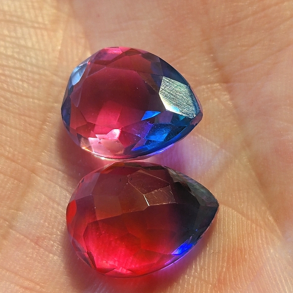⭐ 16.80ctw Set (2pcs) Pink / Blue Tourmaline Gemstone Doublet Pear Cut LOT F 🍉 - Picture 3 of 5